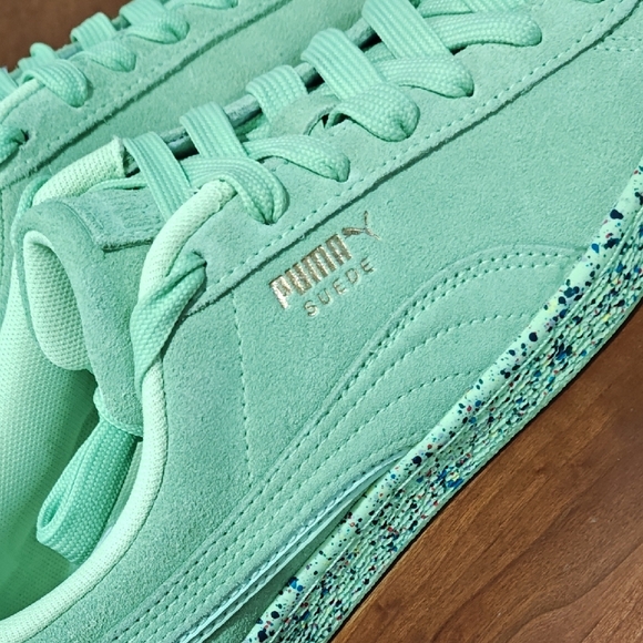 Puma Kids Suede Mono Triplex Neon Lace Up Sneakers Green - Picture 4 of 16